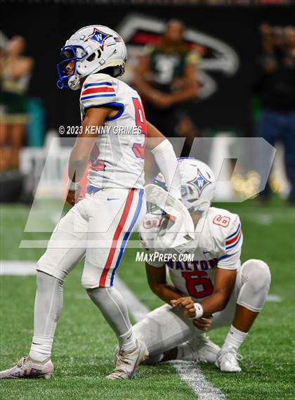 Thumbnail 3 in Grayson vs. Walton photogallery.