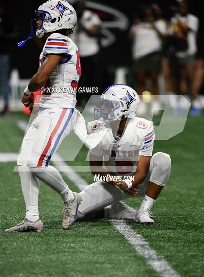 Thumbnail 1 in Grayson vs. Walton photogallery.
