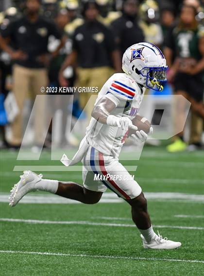 Thumbnail 1 in Grayson vs. Walton photogallery.
