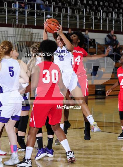 Thumbnail 1 in Harrisburg v Meridian (Rangerette Christmas Classic) photogallery.