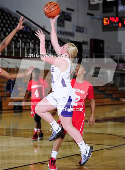 Thumbnail 3 in Harrisburg v Meridian (Rangerette Christmas Classic) photogallery.