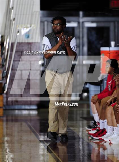Thumbnail 1 in Harrisburg v Meridian (Rangerette Christmas Classic) photogallery.