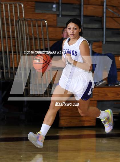 Thumbnail 2 in Harrisburg v Meridian (Rangerette Christmas Classic) photogallery.