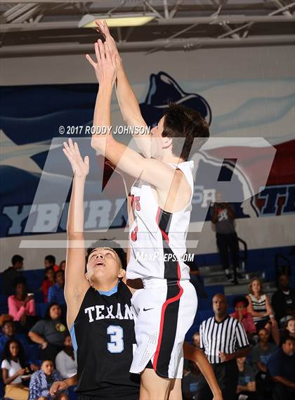 Thumbnail 1 in Sam Rayburn vs. Langham Creek (McDonald's Texas Invitational) photogallery.