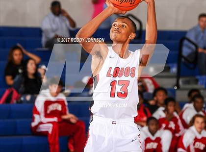 Thumbnail 2 in Sam Rayburn vs. Langham Creek (McDonald's Texas Invitational) photogallery.