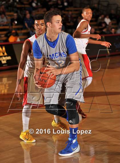 Thumbnail 3 in Etiwanda vs. Santa Margarita (Nike Extravaganza) photogallery.