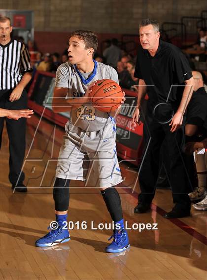 Thumbnail 3 in Etiwanda vs. Santa Margarita (Nike Extravaganza) photogallery.