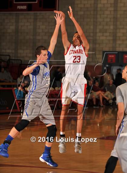 Thumbnail 1 in Etiwanda vs. Santa Margarita (Nike Extravaganza) photogallery.