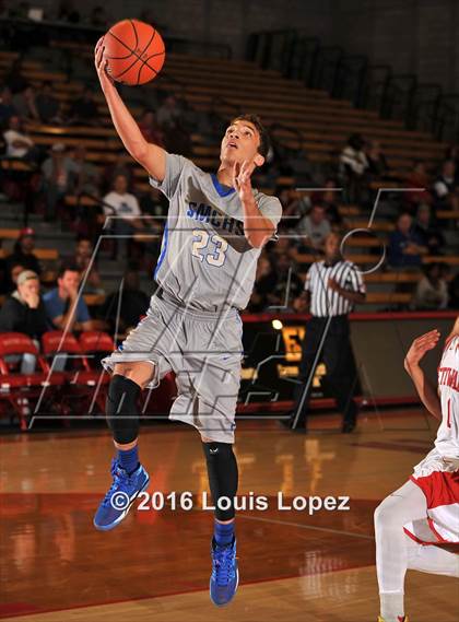 Thumbnail 2 in Etiwanda vs. Santa Margarita (Nike Extravaganza) photogallery.