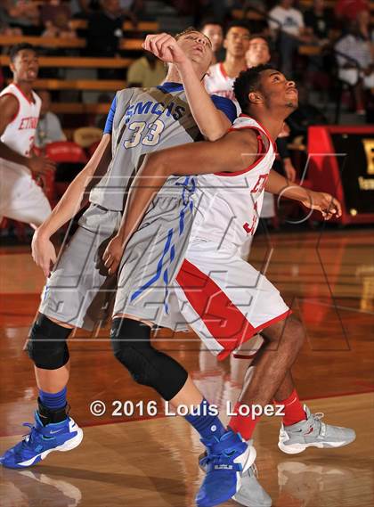 Thumbnail 3 in Etiwanda vs. Santa Margarita (Nike Extravaganza) photogallery.