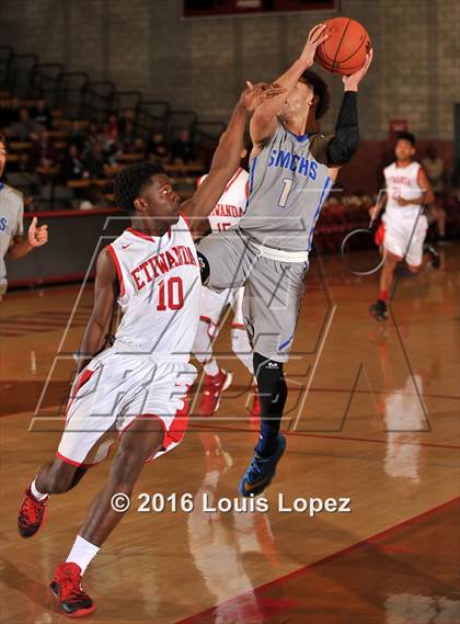 Thumbnail 2 in Etiwanda vs. Santa Margarita (Nike Extravaganza) photogallery.