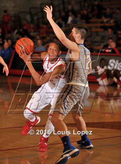 Thumbnail 2 in Etiwanda vs. Santa Margarita (Nike Extravaganza) photogallery.