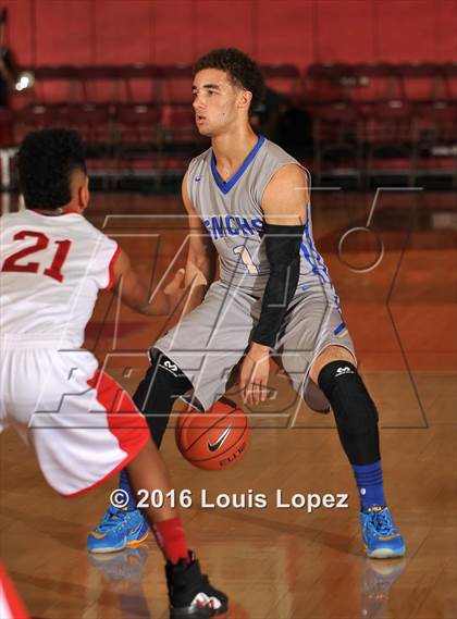 Thumbnail 3 in Etiwanda vs. Santa Margarita (Nike Extravaganza) photogallery.