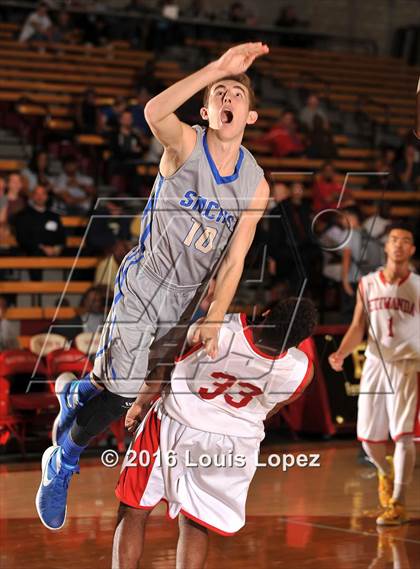 Thumbnail 1 in Etiwanda vs. Santa Margarita (Nike Extravaganza) photogallery.