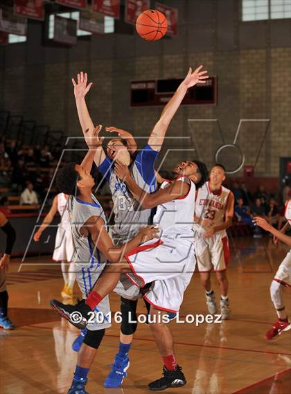 Thumbnail 3 in Etiwanda vs. Santa Margarita (Nike Extravaganza) photogallery.