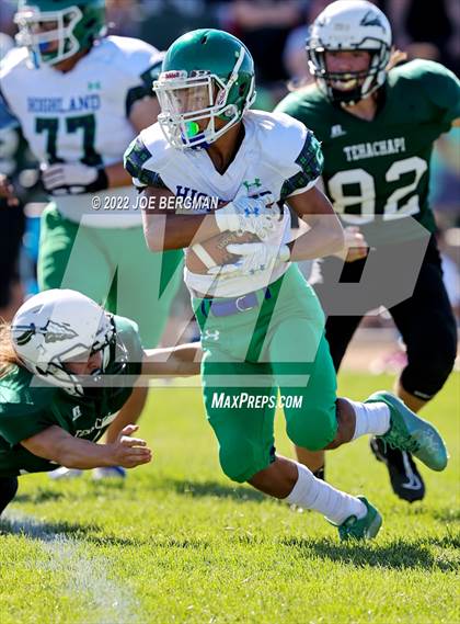 Thumbnail 1 in Highland @ Tehachapi photogallery.