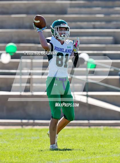 Thumbnail 3 in Highland @ Tehachapi photogallery.