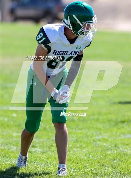 Thumbnail 2 in Highland @ Tehachapi photogallery.
