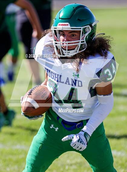 Thumbnail 2 in Highland @ Tehachapi photogallery.