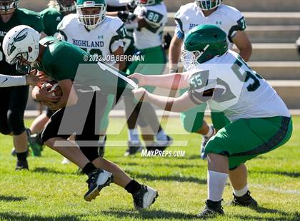 Thumbnail 2 in Highland @ Tehachapi photogallery.