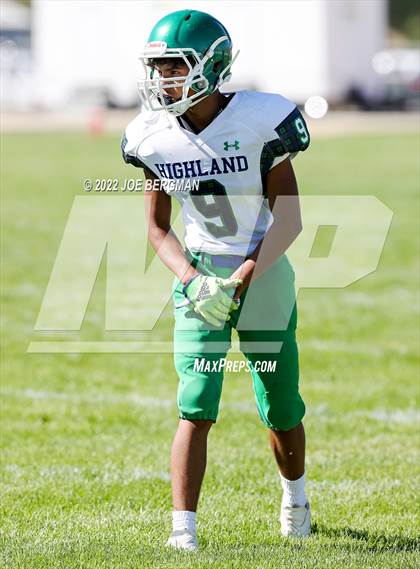 Thumbnail 3 in Highland @ Tehachapi photogallery.