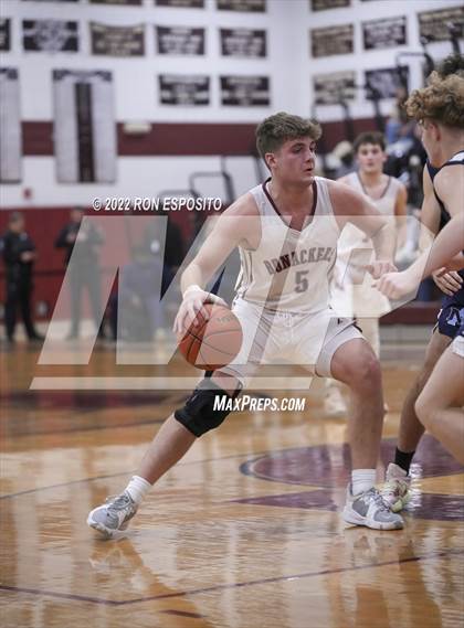 Thumbnail 1 in East Hampton vs Archbishop Molloy (Holiday Classic) photogallery.