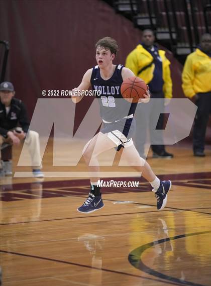 Thumbnail 3 in East Hampton vs Archbishop Molloy (Holiday Classic) photogallery.