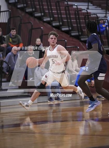 Thumbnail 1 in East Hampton vs Archbishop Molloy (Holiday Classic) photogallery.