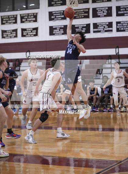 Thumbnail 2 in East Hampton vs Archbishop Molloy (Holiday Classic) photogallery.