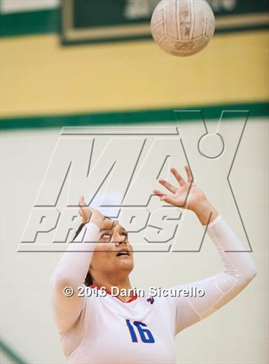 null - Photo 01