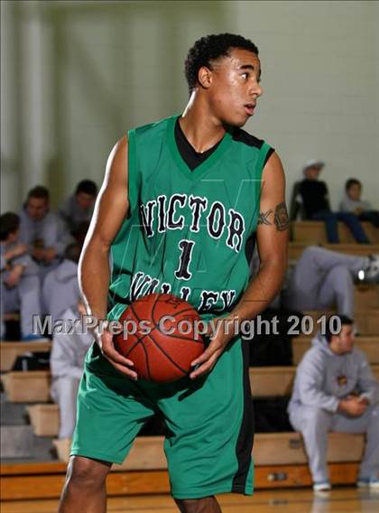 Thumbnail 2 in Lakeside vs. Victor Valley (Desert Heat Invitational) photogallery.