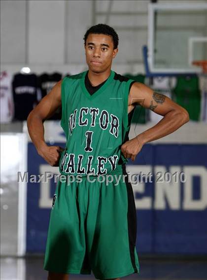 Thumbnail 2 in Lakeside vs. Victor Valley (Desert Heat Invitational) photogallery.
