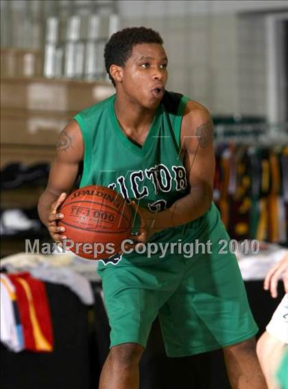 Thumbnail 1 in Lakeside vs. Victor Valley (Desert Heat Invitational) photogallery.