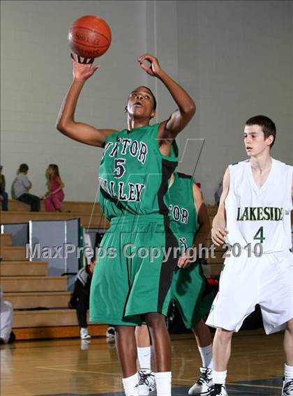 Thumbnail 3 in Lakeside vs. Victor Valley (Desert Heat Invitational) photogallery.