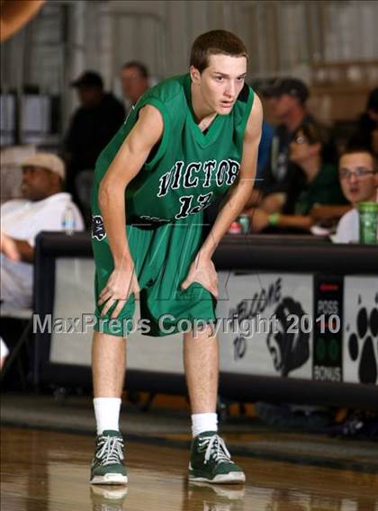 Thumbnail 2 in Lakeside vs. Victor Valley (Desert Heat Invitational) photogallery.