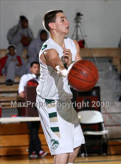 Thumbnail 1 in Lakeside vs. Victor Valley (Desert Heat Invitational) photogallery.