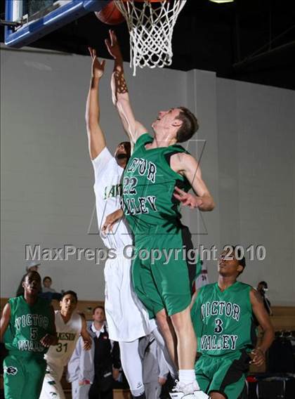 Thumbnail 3 in Lakeside vs. Victor Valley (Desert Heat Invitational) photogallery.