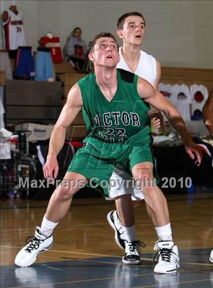 Thumbnail 3 in Lakeside vs. Victor Valley (Desert Heat Invitational) photogallery.