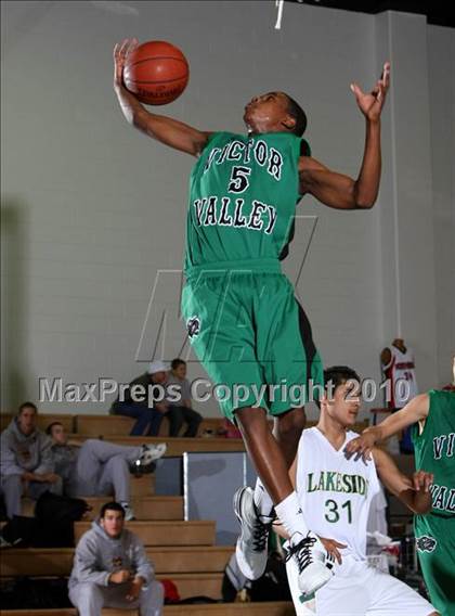 Thumbnail 3 in Lakeside vs. Victor Valley (Desert Heat Invitational) photogallery.
