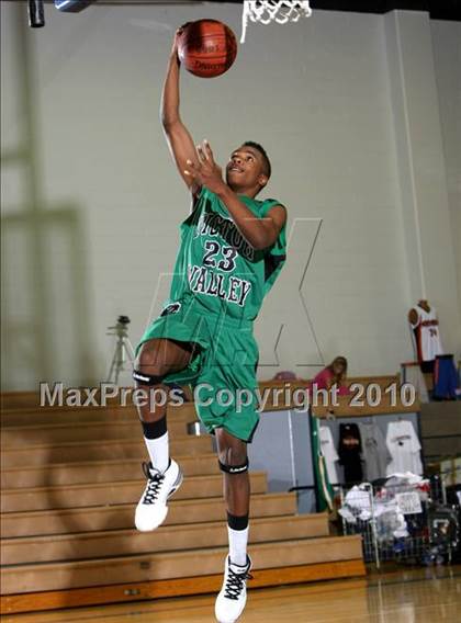 Thumbnail 3 in Lakeside vs. Victor Valley (Desert Heat Invitational) photogallery.