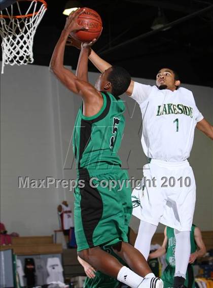 Thumbnail 3 in Lakeside vs. Victor Valley (Desert Heat Invitational) photogallery.