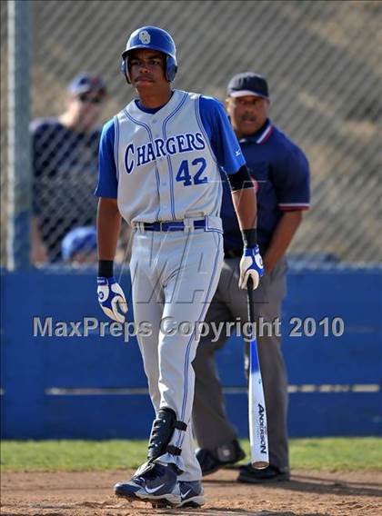 Thumbnail 2 in Charter Oak @ Diamond Ranch photogallery.