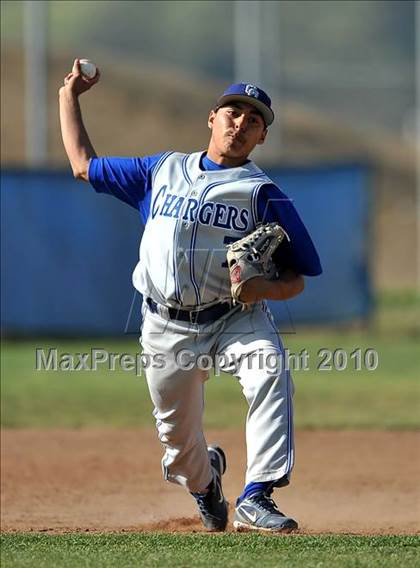 Thumbnail 3 in Charter Oak @ Diamond Ranch photogallery.