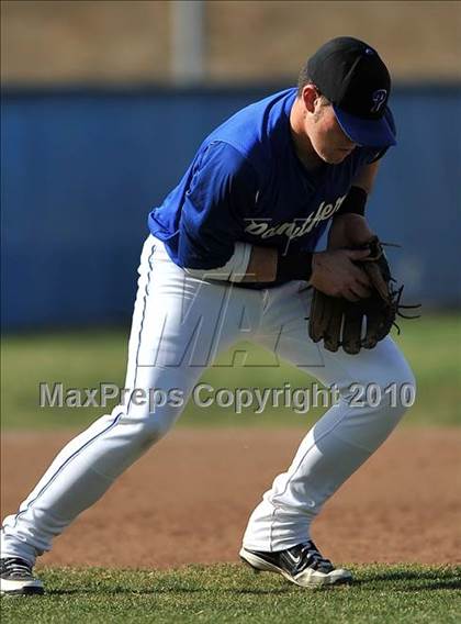Thumbnail 2 in Charter Oak @ Diamond Ranch photogallery.
