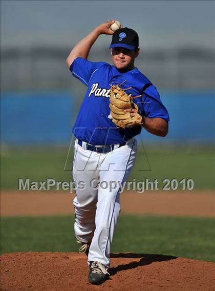 Thumbnail 2 in Charter Oak @ Diamond Ranch photogallery.