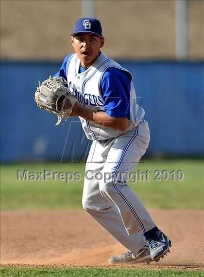 Thumbnail 3 in Charter Oak @ Diamond Ranch photogallery.