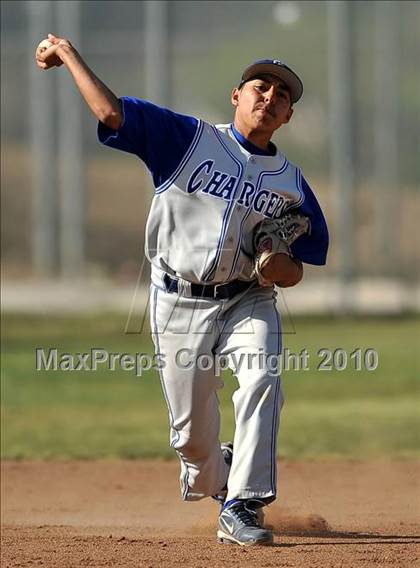 Thumbnail 2 in Charter Oak @ Diamond Ranch photogallery.