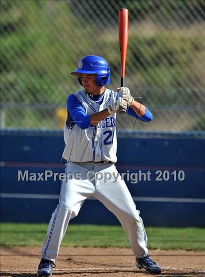 Thumbnail 3 in Charter Oak @ Diamond Ranch photogallery.