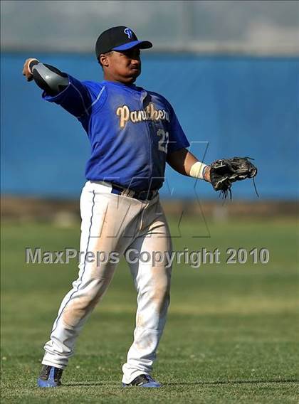 Thumbnail 2 in Charter Oak @ Diamond Ranch photogallery.