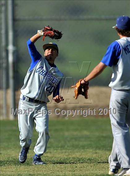 Thumbnail 3 in Charter Oak @ Diamond Ranch photogallery.